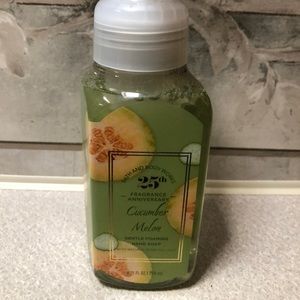 Bath & Body Works Cucumber Melon Gentle Foaming Hand Soap 8.75Fl